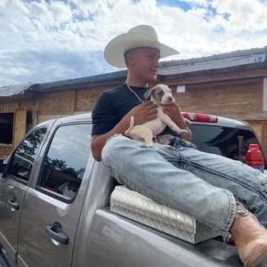 Meet your Posher, Luis